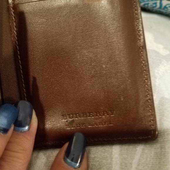 Authentic Burberry multi colored bifold wallet - Picture 2 of 12